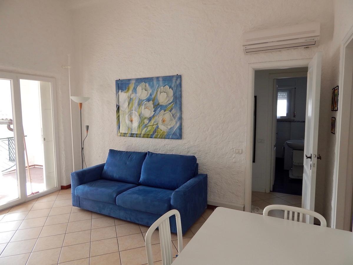 N83 - Numana, trilocale con terrazzo panoramico Exterior foto